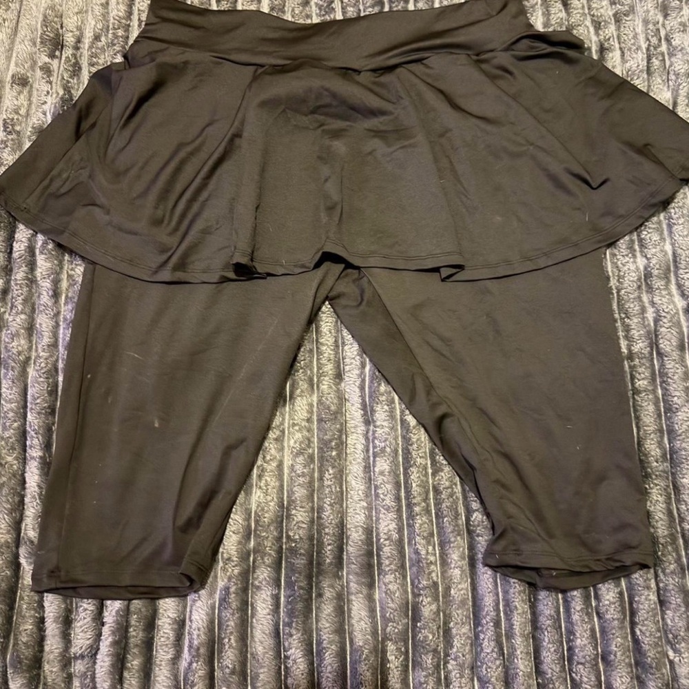 SHEIN Curve Elegant Black leggings with skirt 1XL